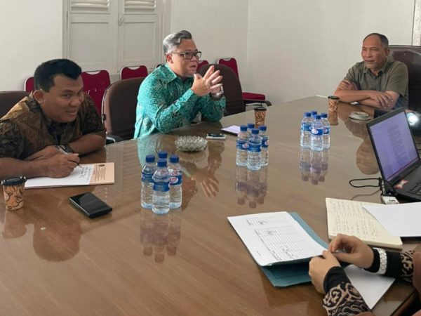 Sinkronkan Perizinan dan Tata Ruang, Kantor Pertanahan Labuhanbatu Hadiri Rapat Strategis di Dinas PUPR